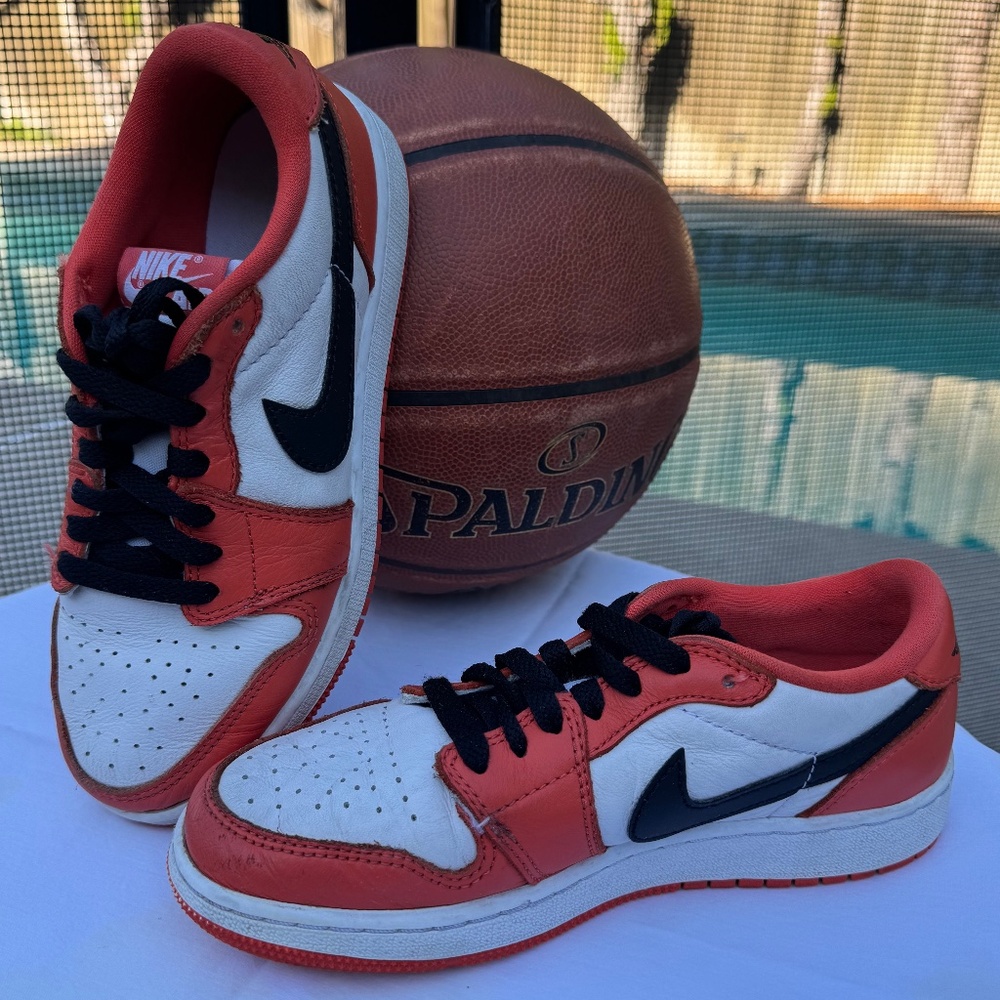 Kids Starfish Nike Air Shoes Size 4